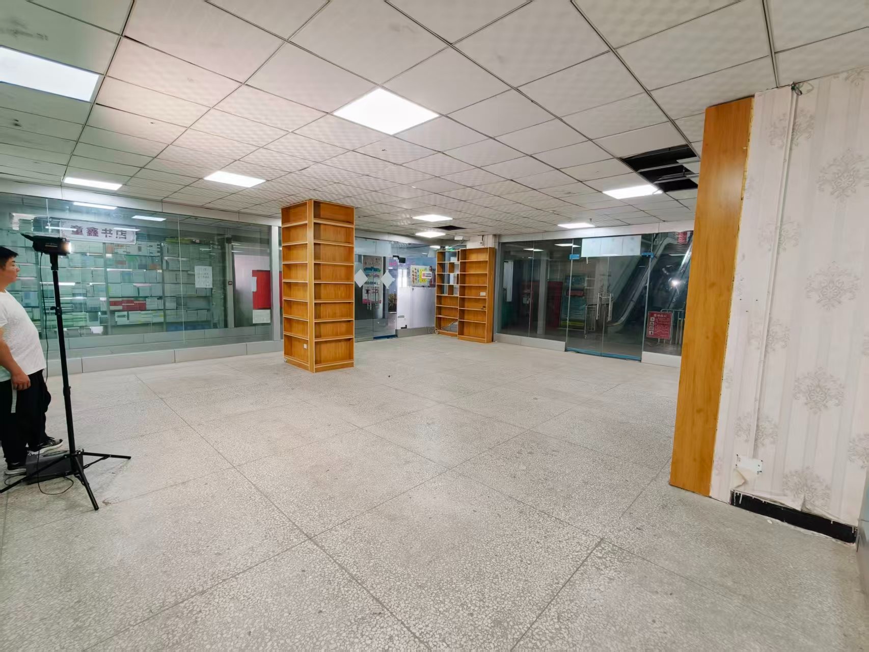 滨河南路辅路入驻AI产业园，共享数字经济新机遇